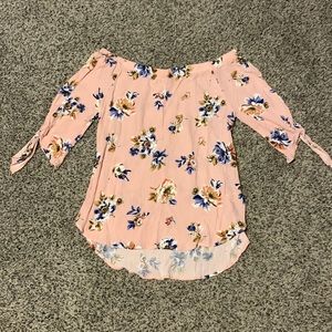 Staccato size Large off the shoulder top